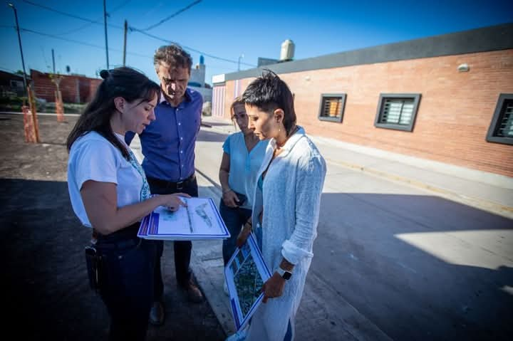 Mayra y Katopodis inauguraron una posta policial y un parque en el barrio Sayonara