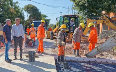 Balor y Katopodis supervisaron la repavimentación de calle 109