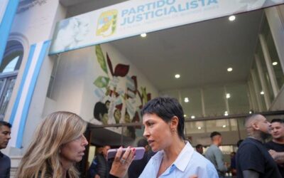 Mayra: “El peronismo siempre es la salida para devolver la dignidad a la vida de las personas”